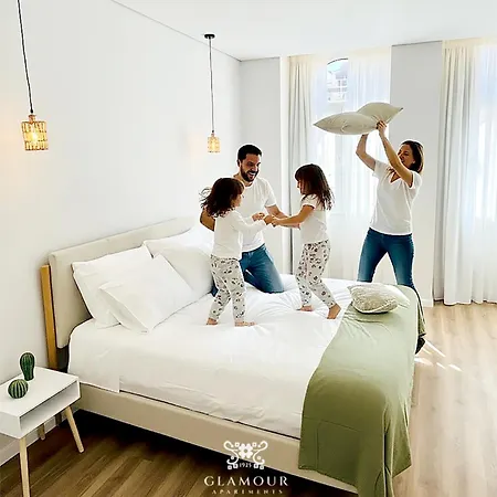 Glamour Aparthotel 4*